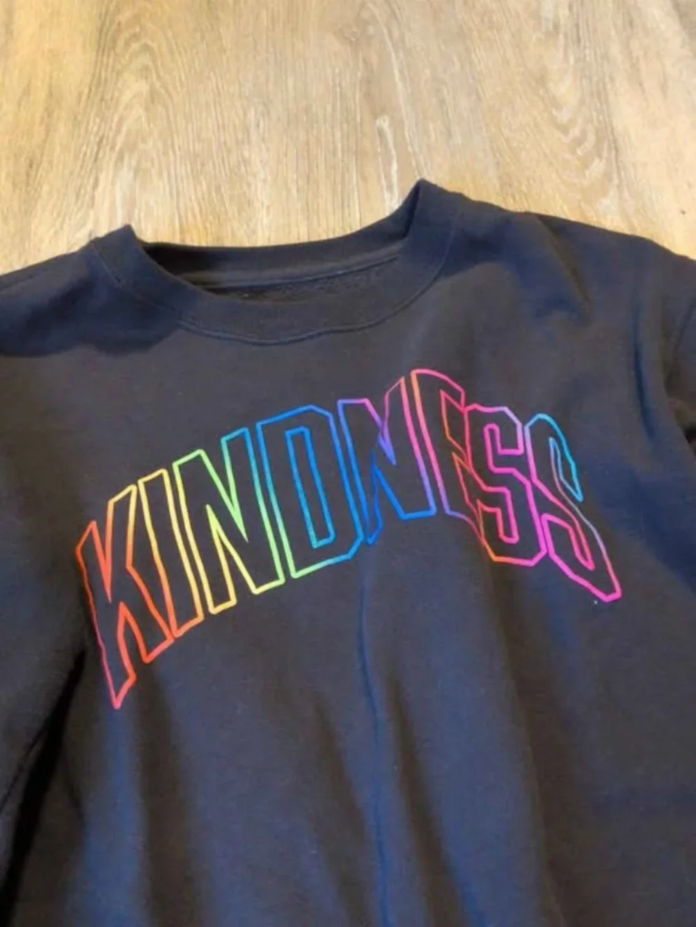 Abercrombie & Fitch KINDNESS Rainbow Sweatshirt 9/10 kids unisex